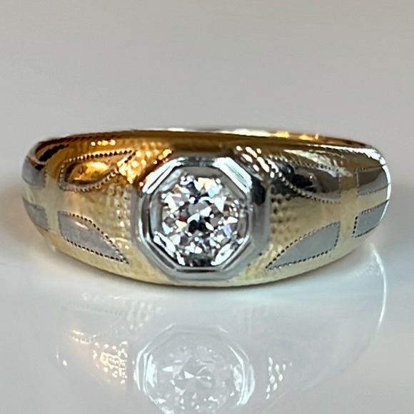 Vintage Jewelry - 14 karat gold, and 1/3 carat diamond gypsy ring